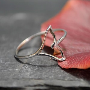 Whale tail ring - Ocean-inspired sterling silver whale and wave ring - Beach surf jewelry