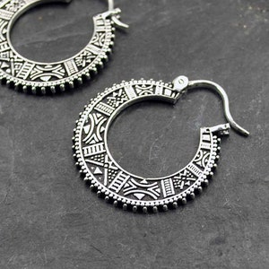 ETHNIC silver hoops, Africa Silver earrings, Boucles de argent, Small hoops, Tribal jewelry, Ethnic earring, Carved, Thick hoops, Rock, Punk image 1