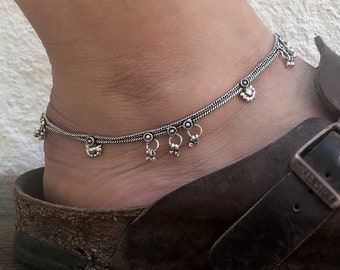 Elegant tyskt silverfotlänk: Minimalistiskt fotledsarmband