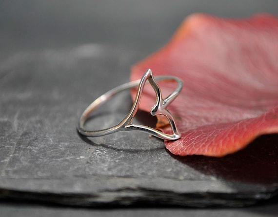 Whale tail ring - Ocean-inspired sterling silver whale and wave ring - Beach surf jewelry