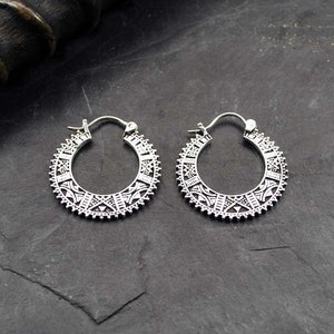 ETHNIC silver hoops, Africa Silver earrings, Boucles de argent, Small hoops, Tribal jewelry, Ethnic earring, Carved, Thick hoops, Rock, Punk image 3