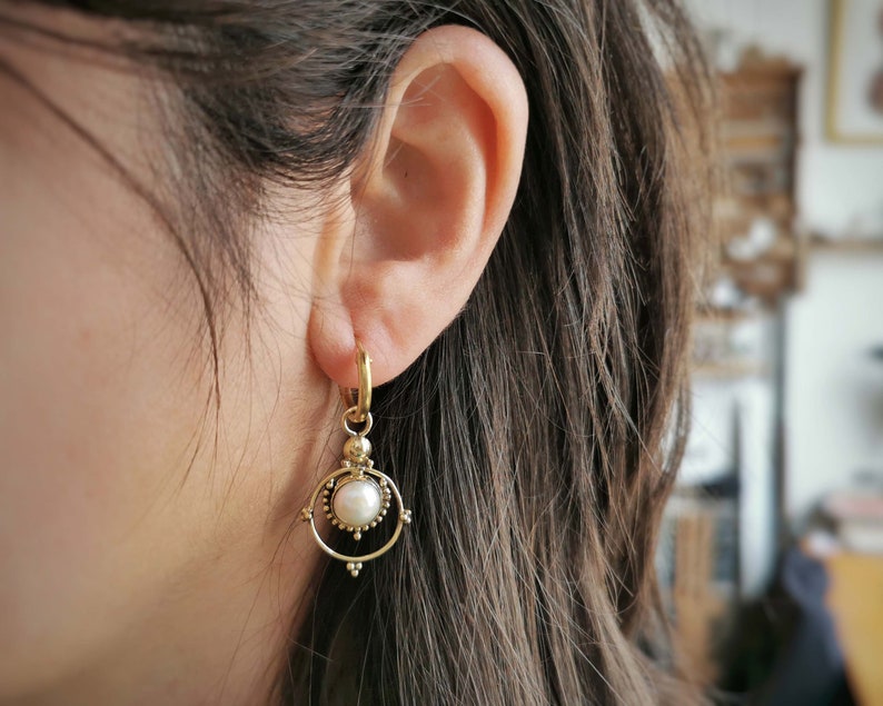 Fringe hoop earrings with pearls Gemstone earrings with gold cascade chain Long tassel chain earrings image 7