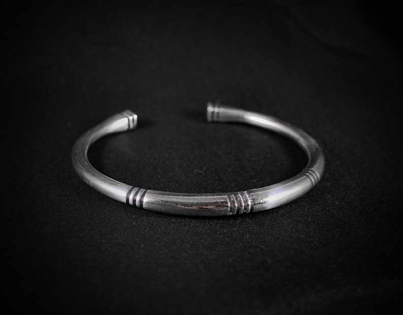 MAN BRACELET, Unisex bracelet, Solid wrislet, Silver bracelet, Gift for him, Alternative jewelry, Solid bracelet, Men jewelry,Silver jewelry image 2