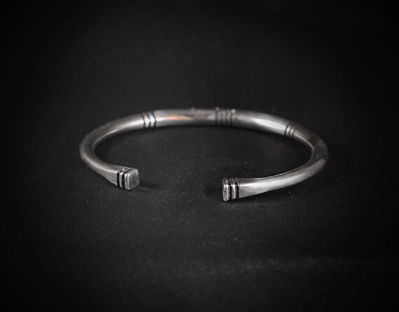 MAN BRACELET, Unisex bracelet, Solid wrislet, Silver bracelet, Gift for him, Alternative jewelry, Solid bracelet, Men jewelry,Silver jewelry