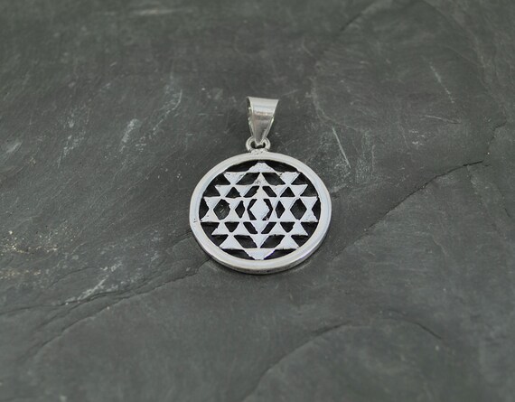Sri yantra pendant in sterling silver sale