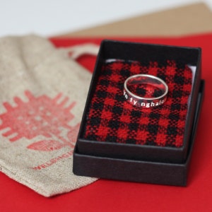 Ring - Yn Fy Nghalon Am Byth In My Heart Forever - Welsh Language - Sterling Silver / Gold Plated - Romantic Wedding Engagement Anniversary