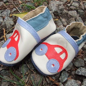Children&#39;s shoes with a red typewriter, Toddler Moccasins, girl&#39;s shoes, baby booties, baby shower gift, Cute leather moccasins
