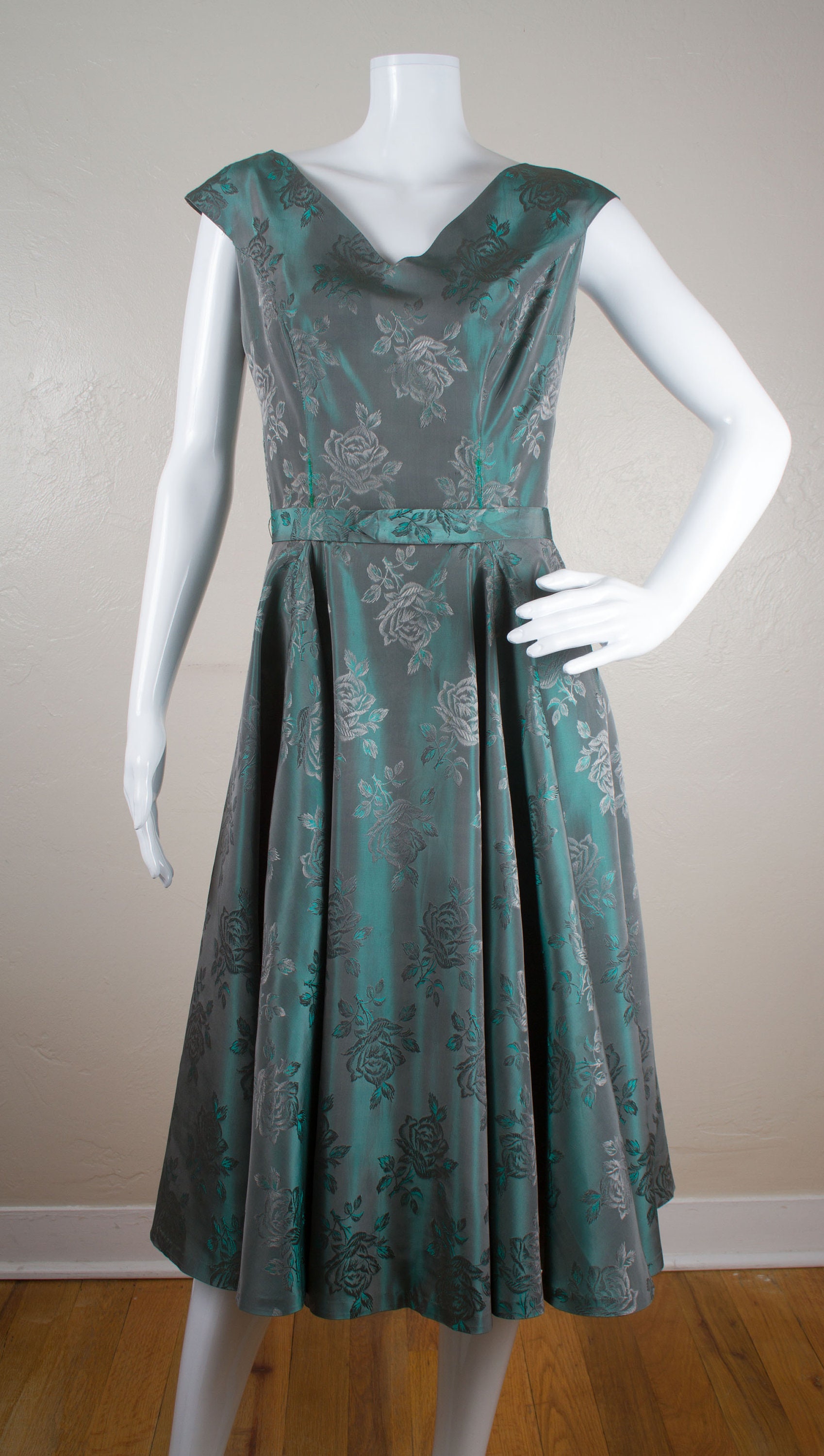 Vintage 1950s Green Floral Taffeta Holiday Cocktail Dancing Formal ...