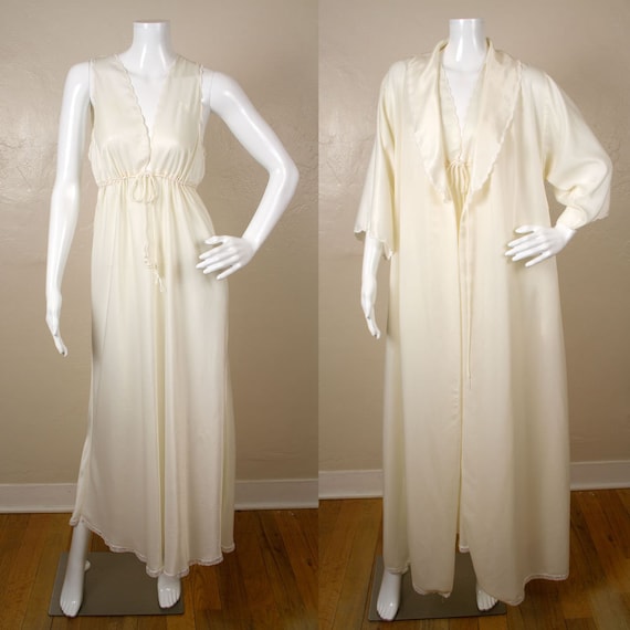 peignoir dior