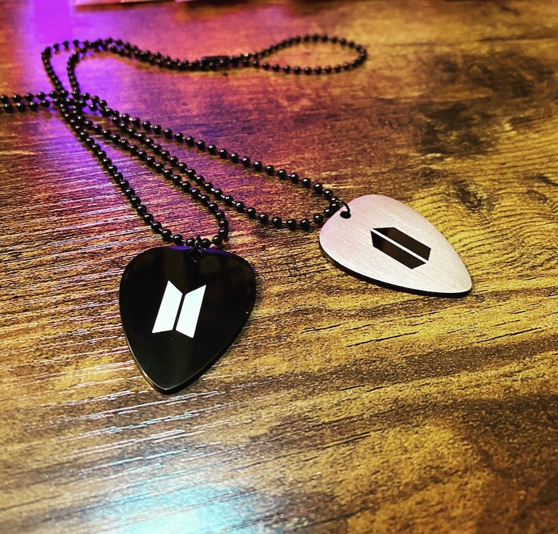 BTS Yoongi Guitar Pick Necklace Bangtan Inspired Suga Etsy