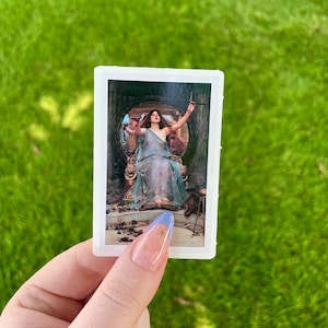 Circe ofreciendo la copa a Ulises, calcomanía de vinilo resistente al agua con reverso fácil de despegar.