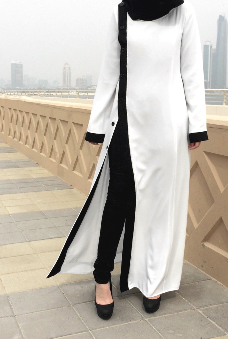 white colour abaya