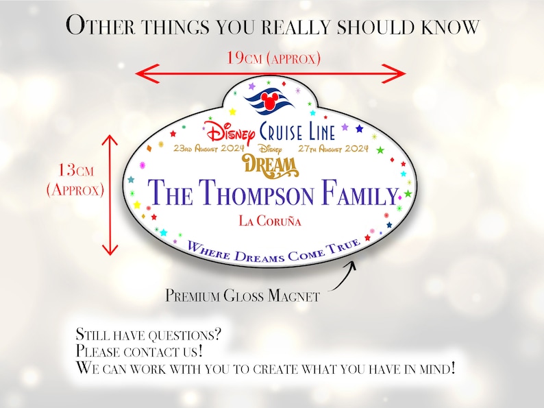 Puede incluir: Un im&aacute;n ovalado blanco de Disney Cruise Line con estrellas de colores y texto. El im&aacute;n presenta el texto "Disney Cruise Line", "Dream", "The Thompson Family", "La Coru&ntilde;a" y "Where Dreams Come True". El im&aacute;n tambi&eacute;n incluye las fechas "23 de agosto de 2024" y "27 de agosto de 2024".