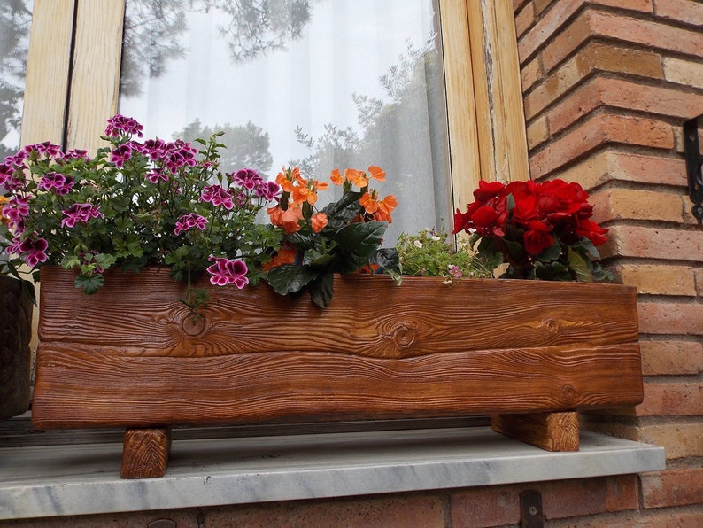 Jardinera Bali: Maceta rústica imitación madera con soportes | Etsy