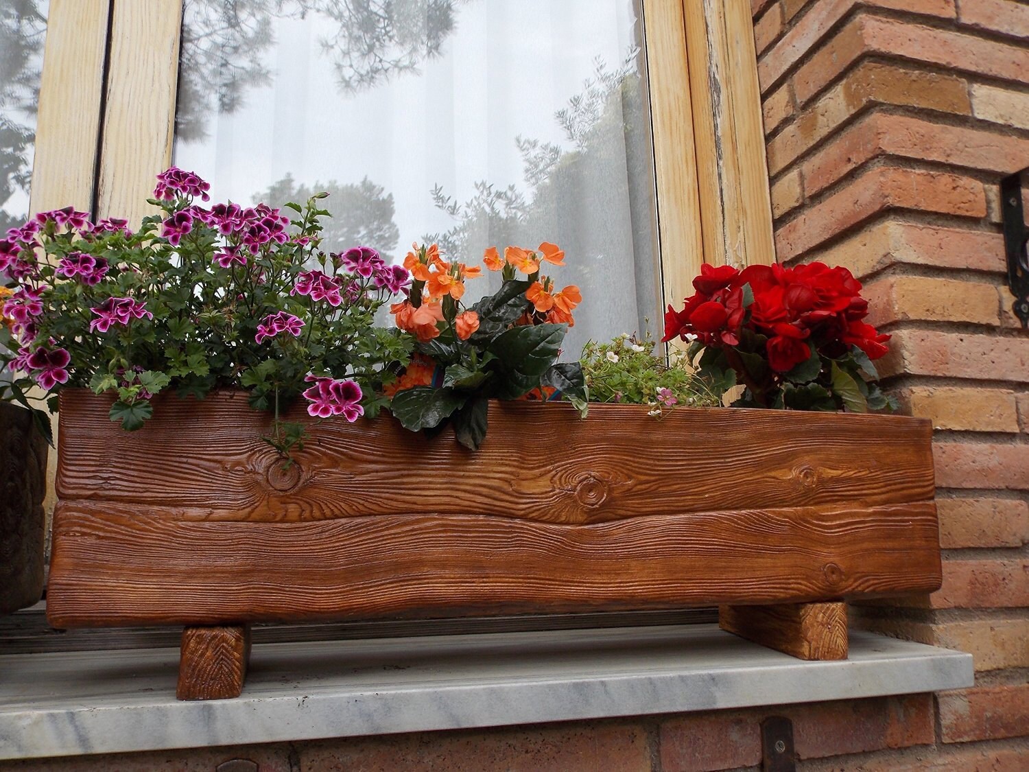 Jardinera Bali: Maceta rústica imitación madera con soportes | Etsy