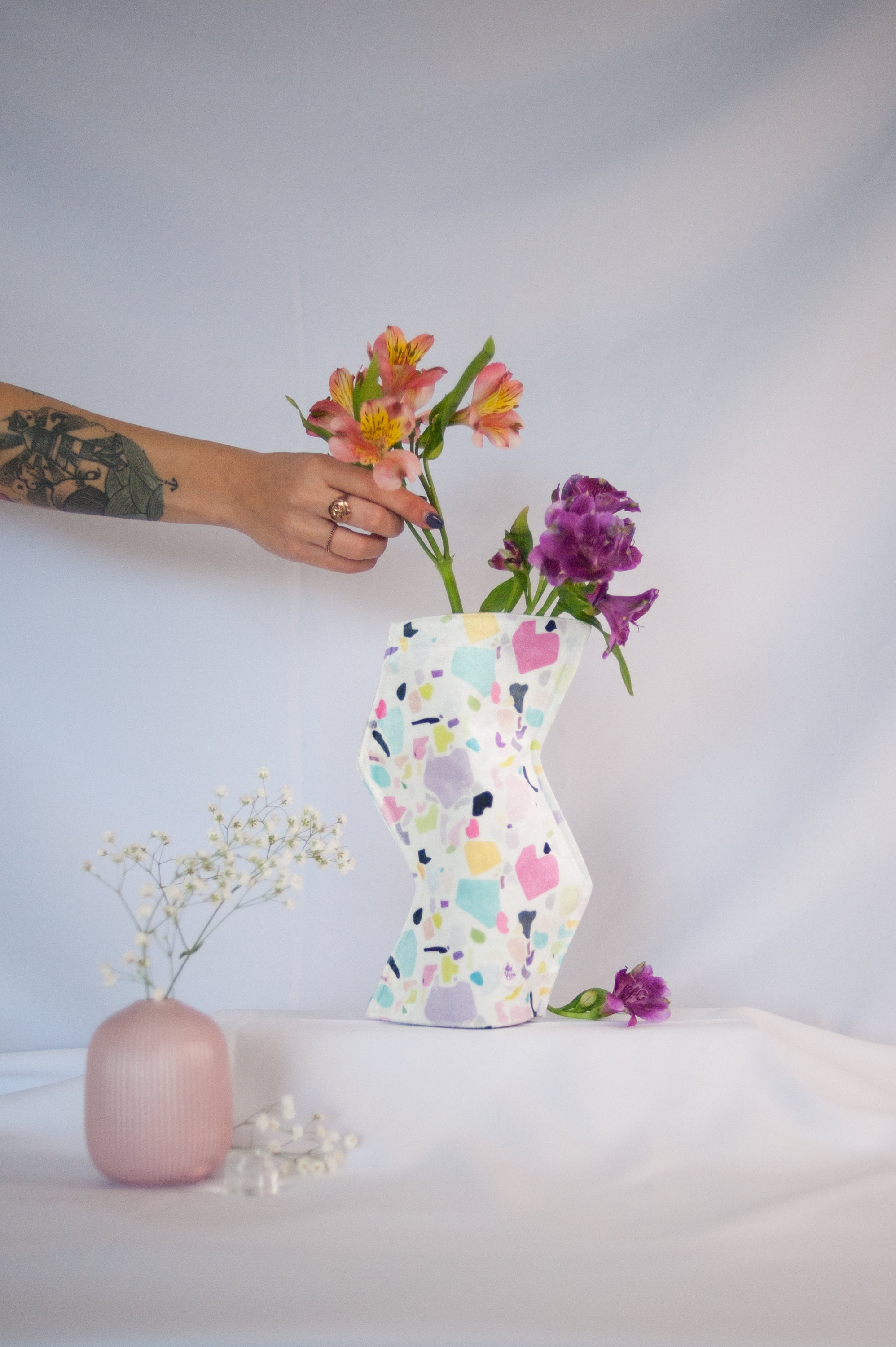 Vase en Tissu Terrazzo, Décoration Intérieure Contemporaine, Vase Textile Moderne