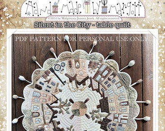 PDF Quilt pattern, Silent in the city, round table quilt, PDF pattern by MJJenekdesigns©