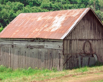 Old tobacco  Barn on wisconsin farm