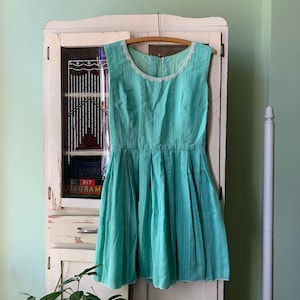 1960s dress a-line mint green sleeveless dress scoop neck, pleats, lace, textured dress