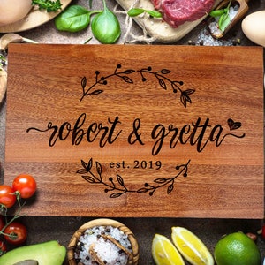 Personalized Cutting Board, Custom cutting Board, Chopping Block Wedding Monogram, Closing gift, Wedding gift (209)