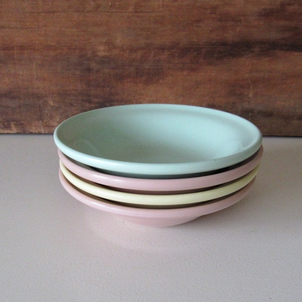 vintage set of 4 melamine bowls Meladur