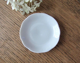 vintage butter pat scalloped edge