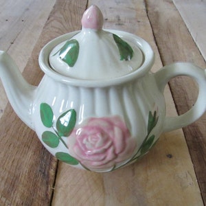 vintage Shawnee floral teapot