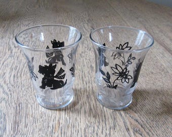 2 vintage juice glasses Scotty dogs and flowers