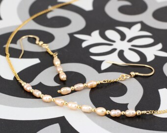 June / Peach Pearl Birthstone Row necklace and earrings