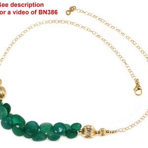 BN386 - Green Onyx cluster and Gold necklace