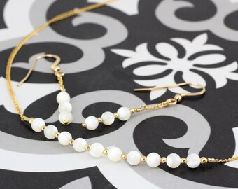 June / Mother Of Pearl Birthstone Row necklace and earrings