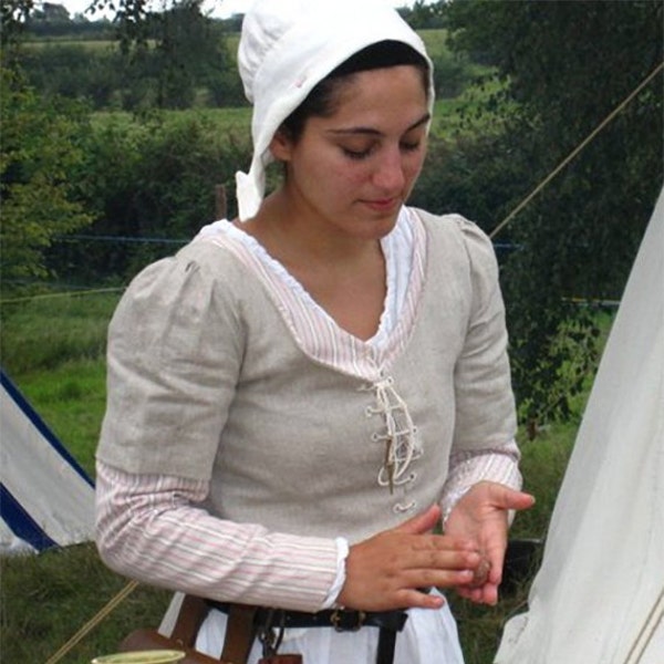 Coif Medieval Linen for women or girls. Medieval headdress, historic costume. White linen coif, medieval hat, renaissance fair, medieval cap