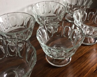 Platos de postre pedistal pequeños, juego de seis, tazones de vidrio con patas, tazones de postre, tazones pedistales de vidrio, tazones de refrigerio, tazones para servir, juego de 6 platos