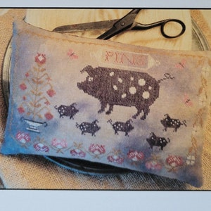 Spotted Pigs Pinkeep by Stacy Nash Designs