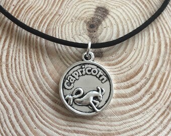 Capricorn Faux Leather Choker Necklace, Horoscope Choker, Zodiac Necklace, Birth Sign, Star Sign Necklace, Silver Cancer Choker, Gift to Her