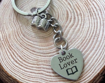 Book Lover Keyring, Gift for Teacher, Mum, Sister, Teaching assistant, Grandma, Daughter, Student, Book worm keyring, Gift for Book Lover