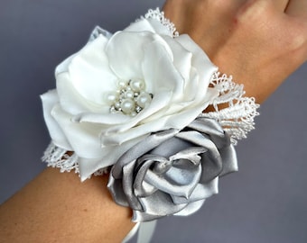 Ivory silver flower Wrist Corsage wedding Wrist Corsage Corsage bracelet Gift Bridesmaid Corsage Prom Corsage Homecoming Flower Alternatives