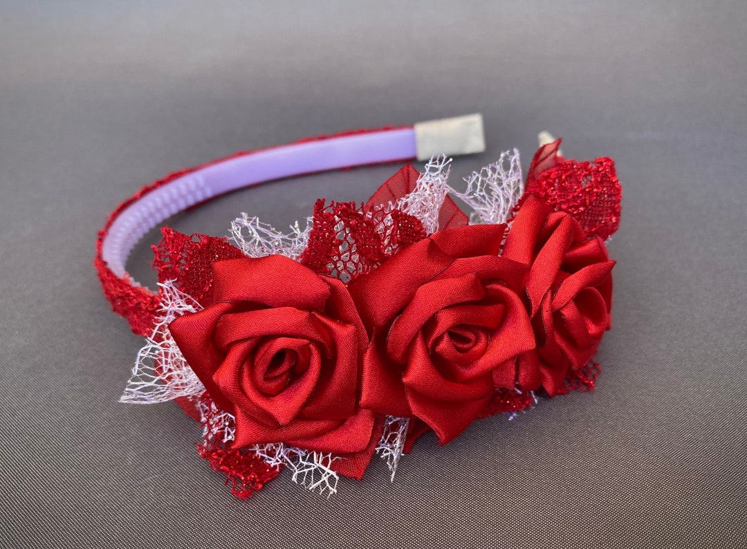 CAKURE Cerchietto Per Capelli Natalizio Con Fiori Rossi, Bacche E Fiocchi Di Neve, Elastico E Leggero, Accessorio Festa Per Donne E Ragazze, Taglia Unica (Tipo B)