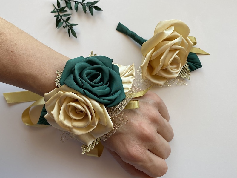 Emerald Green and Gold Wrist Corsage or boutonniere Wedding Bridesmaid Corsage Bracelet Groomsmen Boutonnière Grad Prom Corsage Homecoming 