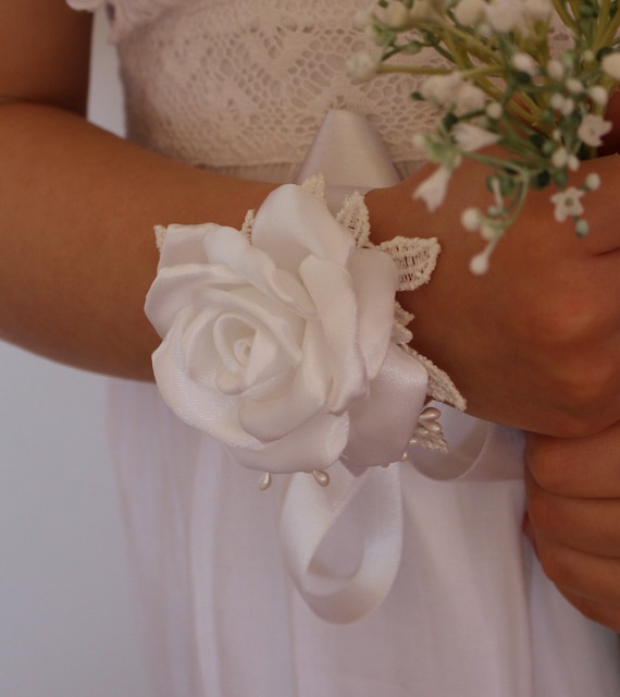 white flower corsage bracelet