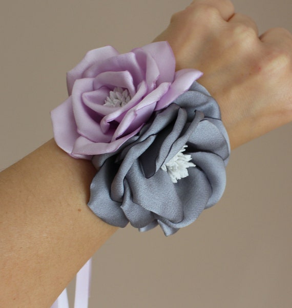 Etsy store corsage bracelet