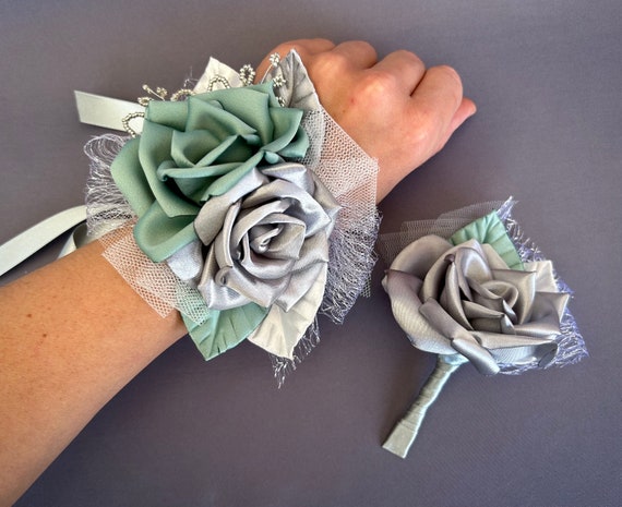 Silver Sage Green Flowers Wrist Corsage Boutonniere Set for Wedding, Prom, Girl, Bridesmaid - Etsy Silver Sage Green Flowers Wrist Corsage Boutonniere Set for Wedding, Prom, Girl, Bridesmaid - Etsy