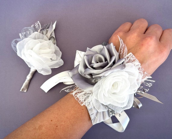 Silver wrist corsages for prom deals