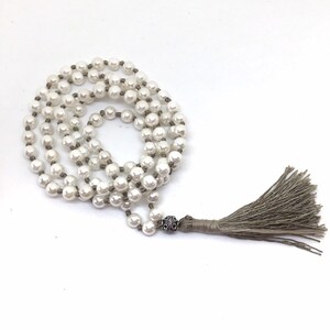 Overvloed 108 Pearl Mala