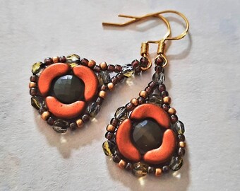 Autumn earrings with facet cut agate