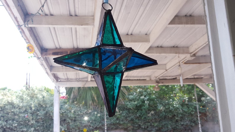 3D Star 5 Stained Glass image 3