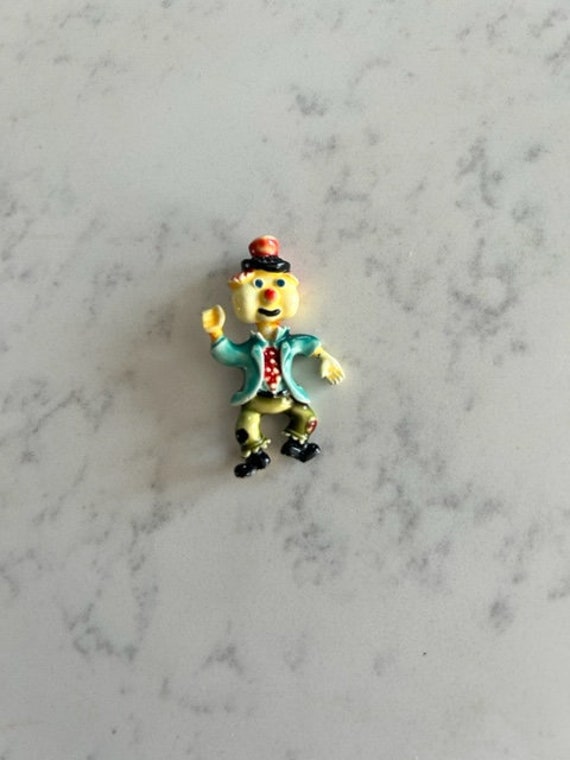 HAR clown brooch