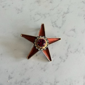 HAR star brooch with rhinestones