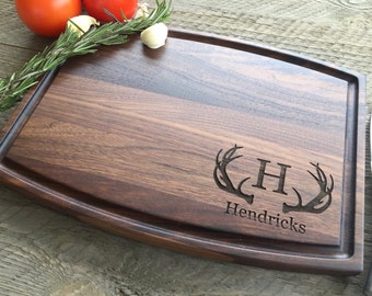 Custom cutting board, Wedding Gift, Personalized Couple Gift, Hunting, Rustic Wedding, Outdoors, Anniversary, Family Name, Antlers, Deer