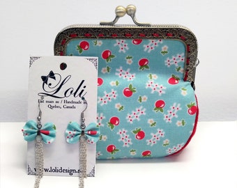 Gift kit Aqua vintage coin purse red apples littles flowers with matching earring. Rockabilly. Retro money case. Fruits bag. Women gift.